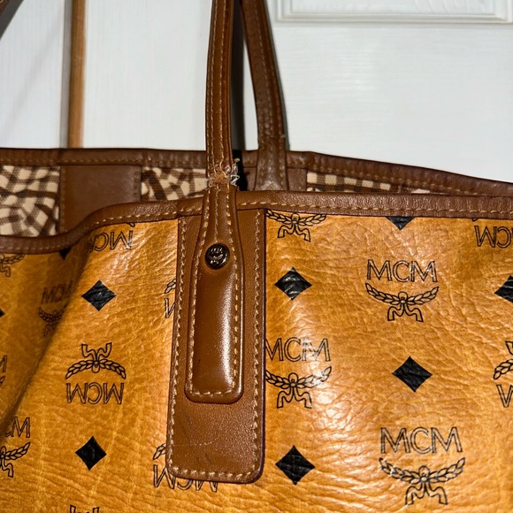 Well loved MCM neverfull - Picture 9 of 16